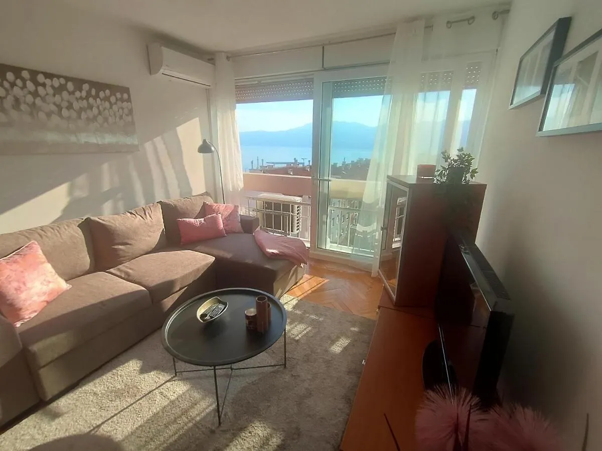 Adria Holliday Rijeka Apartment