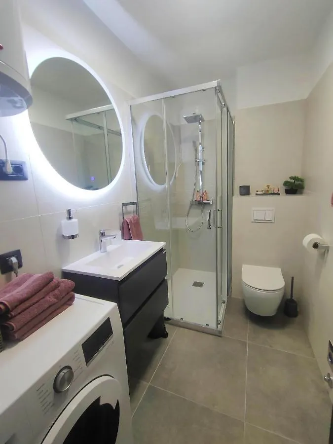 Adria Holliday Rijeka Apartment