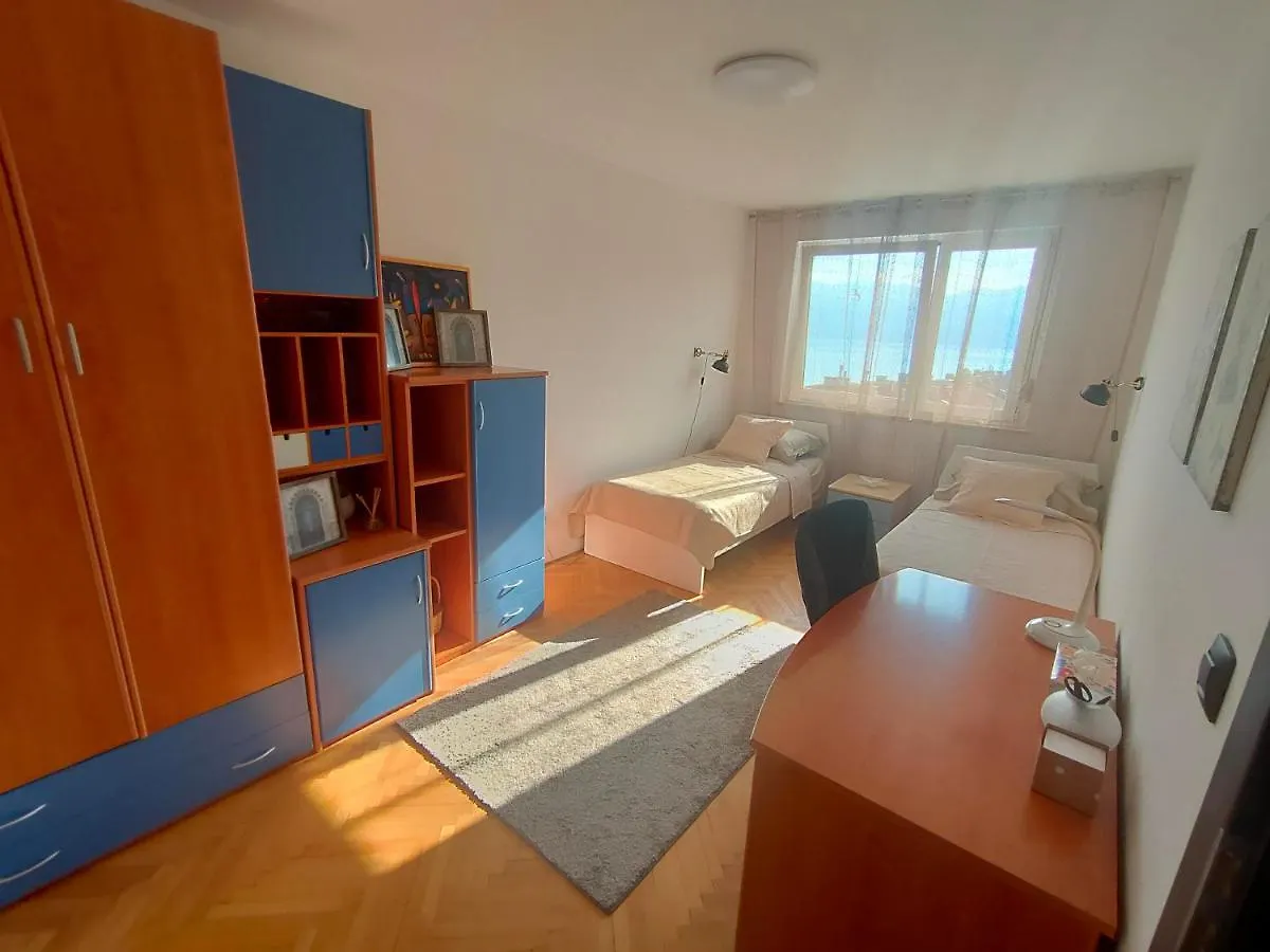 Adria Holliday Rijeka Apartment